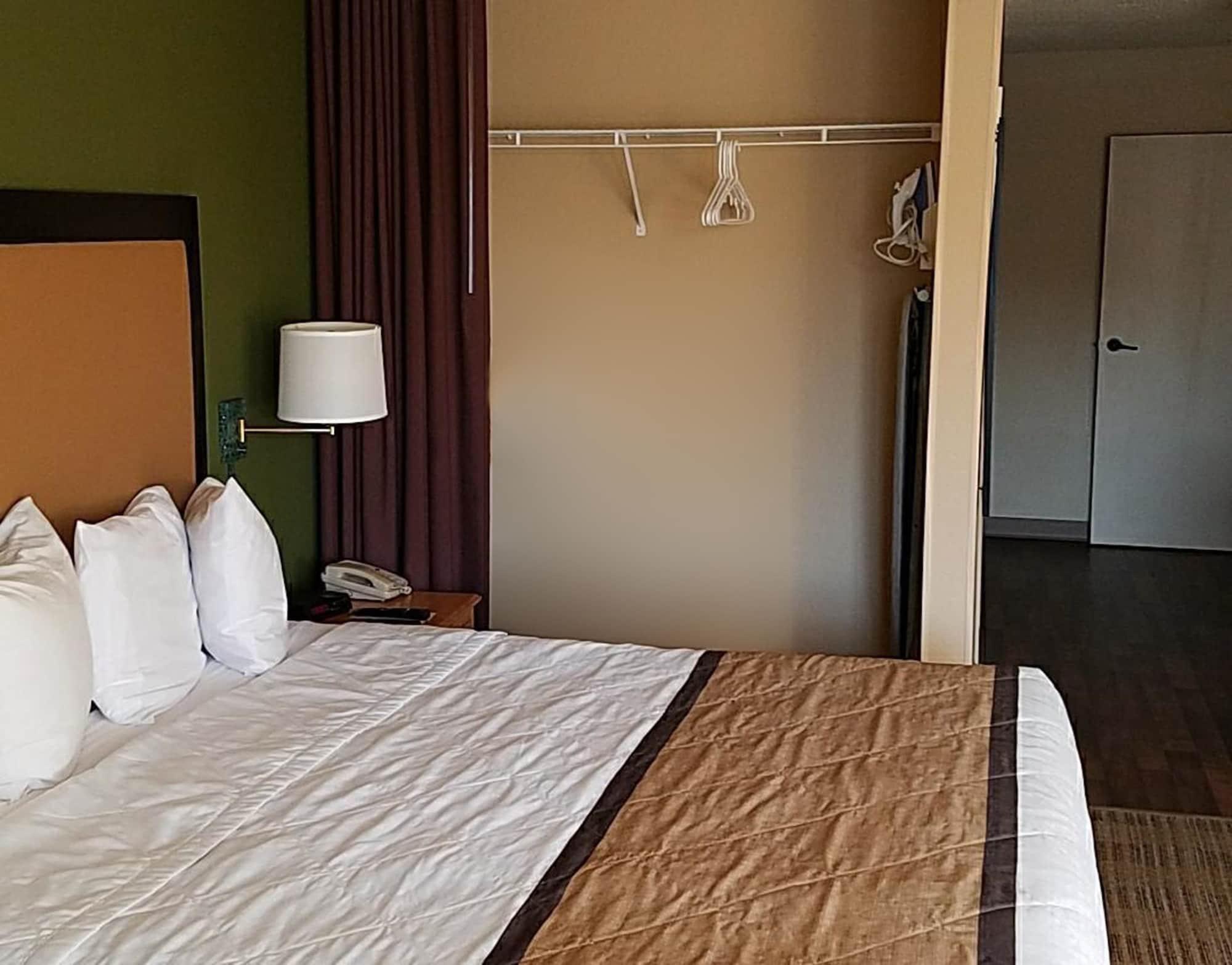 Extended Stay America Suites - Milwaukee - Брукфилд Экстерьер фото