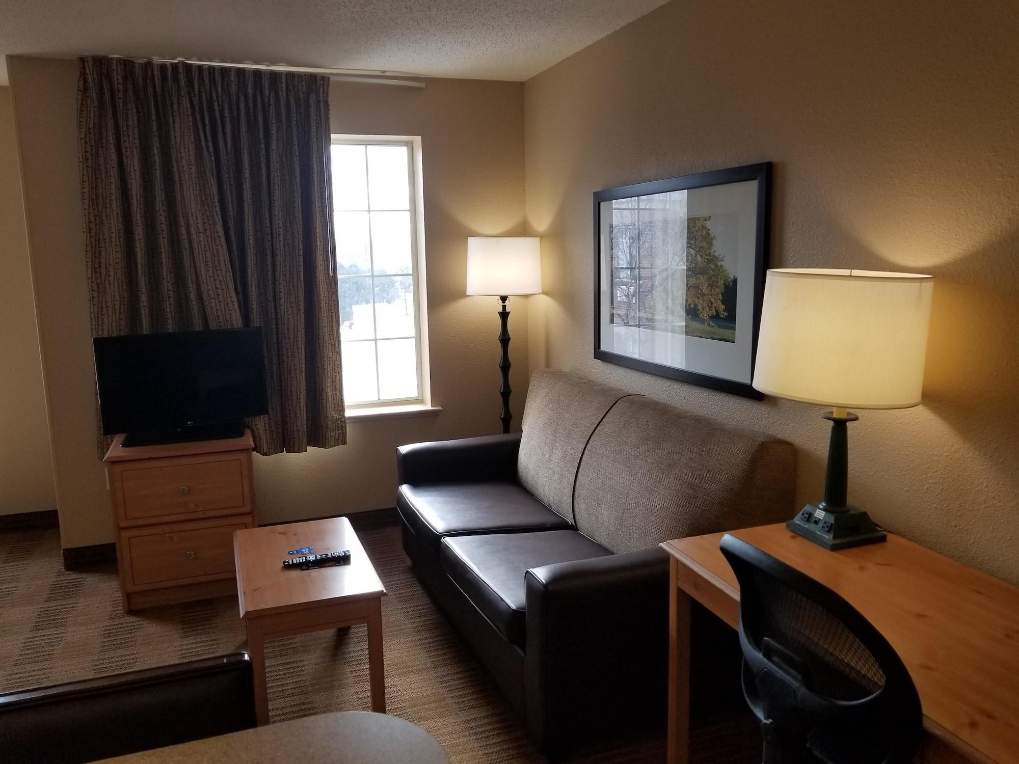 Extended Stay America Suites - Milwaukee - Брукфилд Экстерьер фото